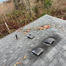 Comprehensive-Gutter-Roof-Cleaning-Services-Protect-Your-Home-from-Debris-Damage 7