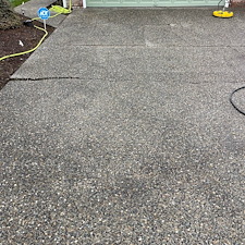 Driveway-Patio-Cleaning-Services-Revitalize-Your-Outdoor-Spaces-Today 2